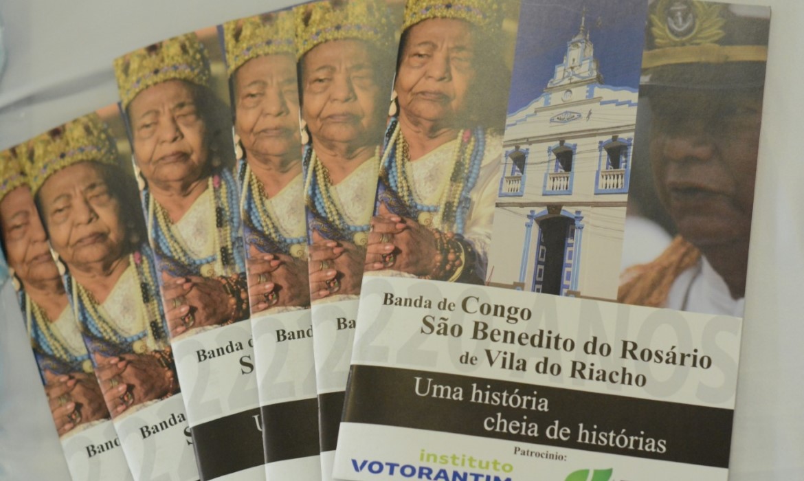 Encontro de bandas de congo marca lançamento de livro sobre a história do congo de Vila do Riacho