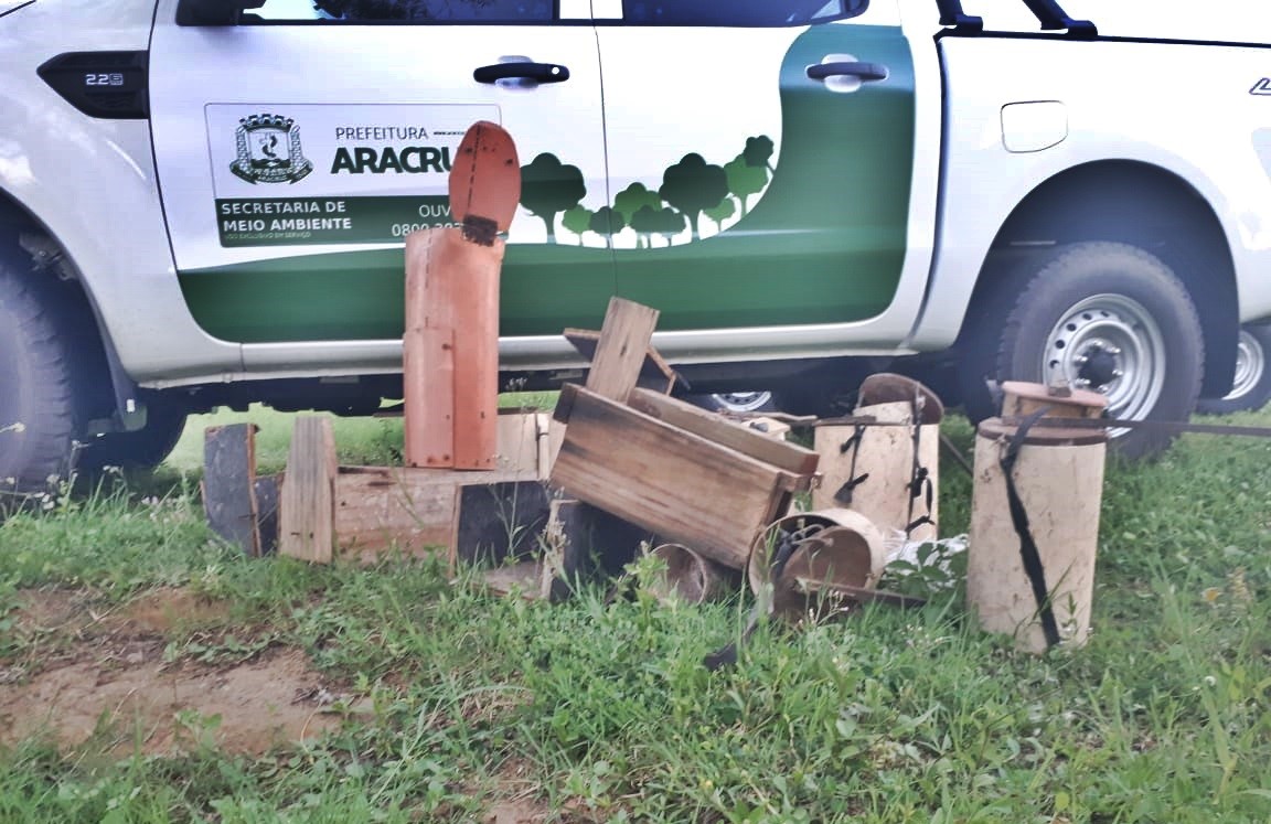 Equipe de fiscalização da PMA apreende armadilhas para captura de Guaiamum em manguezal do Sauê