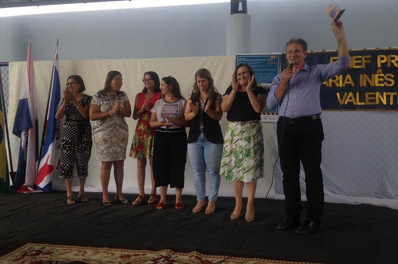 Profª Maria Inês Della Valentina celebra premiação de Escola Destaque Nacional no (PVE 2018)