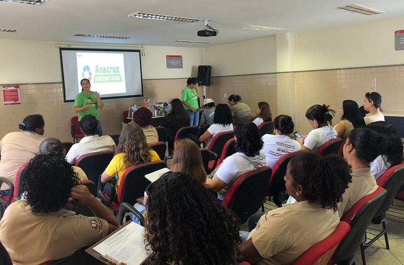 Agentes de Endemias são instruídos quanto à responsabilidade compartilhada da coleta seletiva