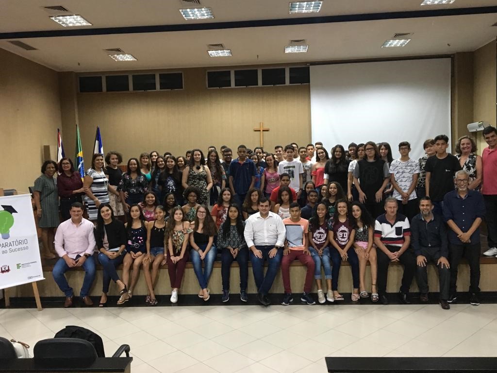 Aula inaugural do Curso Preparatório Rumo ao Sucesso marca início da parceria entre Prefeitura e IFES