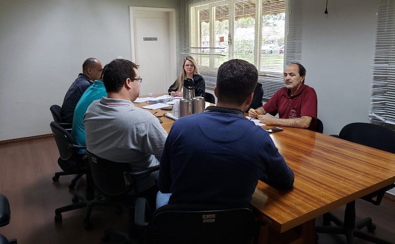 Poder Público e Sociedade Civil Organizada discutem melhorias para a mobilidade urbana no centro de Aracruz