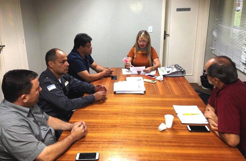 Grupo de Mobilidade Urbana de Aracruz discute projetos para otimização do fluxo de veículos no centro do município