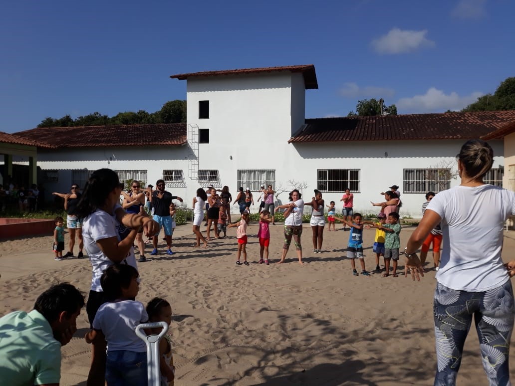 CMEI  Donatila Coutinho faz ação educativa na Barra do Sahy 