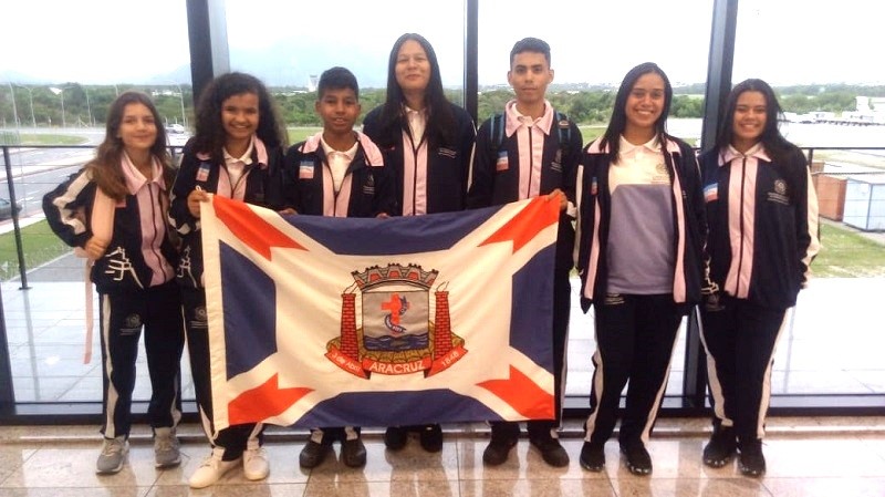 Alunos de Aracruz viajam a Blumenau para representar o município na Etapa Nacional do Jogos Escolares da Juventude 