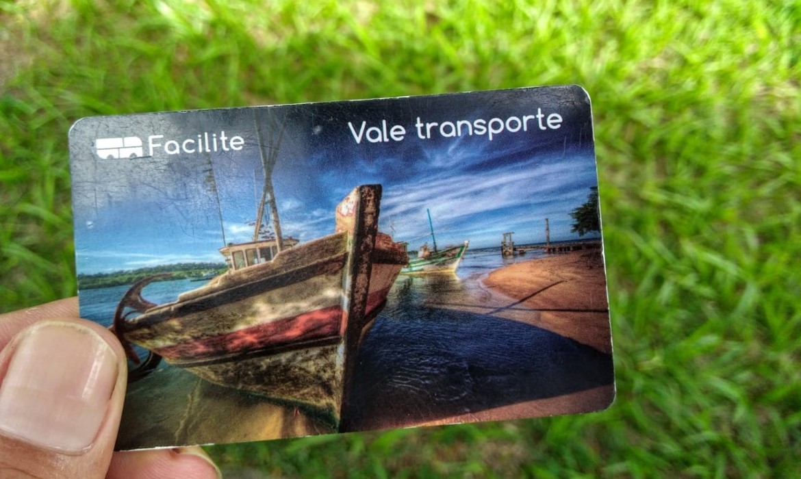 Servidores públicos devem realizar o recadastro do vale-transporte a partir da próxima segunda