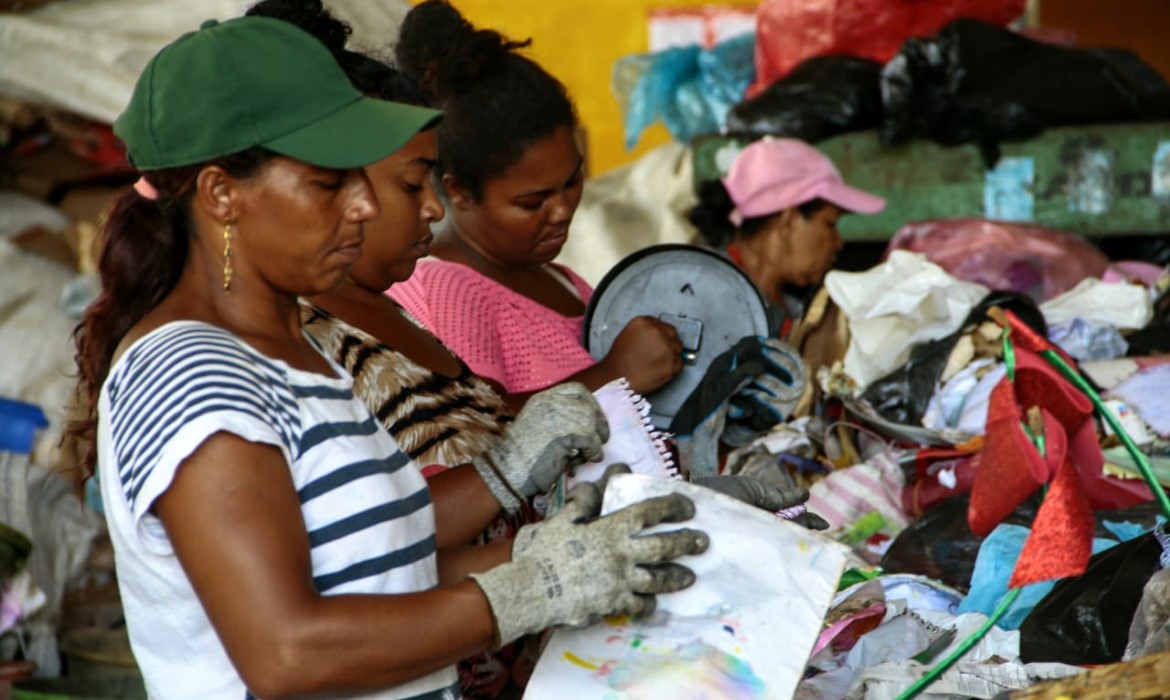 Coleta Seletiva de Aracruz bate recorde em janeiro com mais de 50 toneladas de resíduos enviados para reciclagem