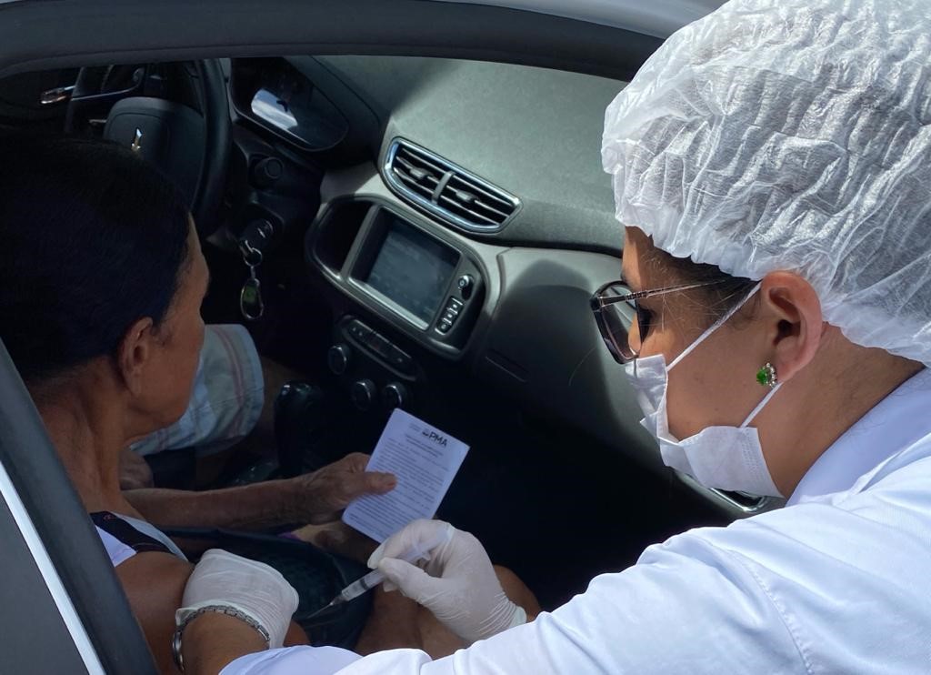 Segundo dia de vacinação contra Influenza acontece sem tumulto