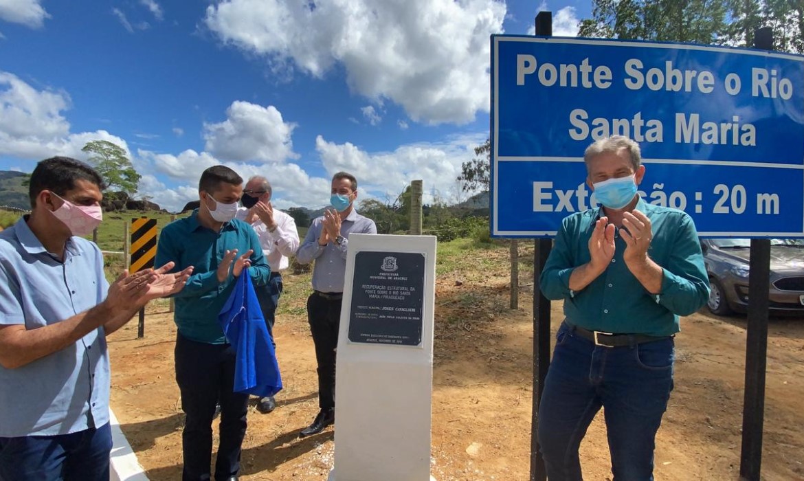 PMA entrega ponte sobre o rio Santa Maria