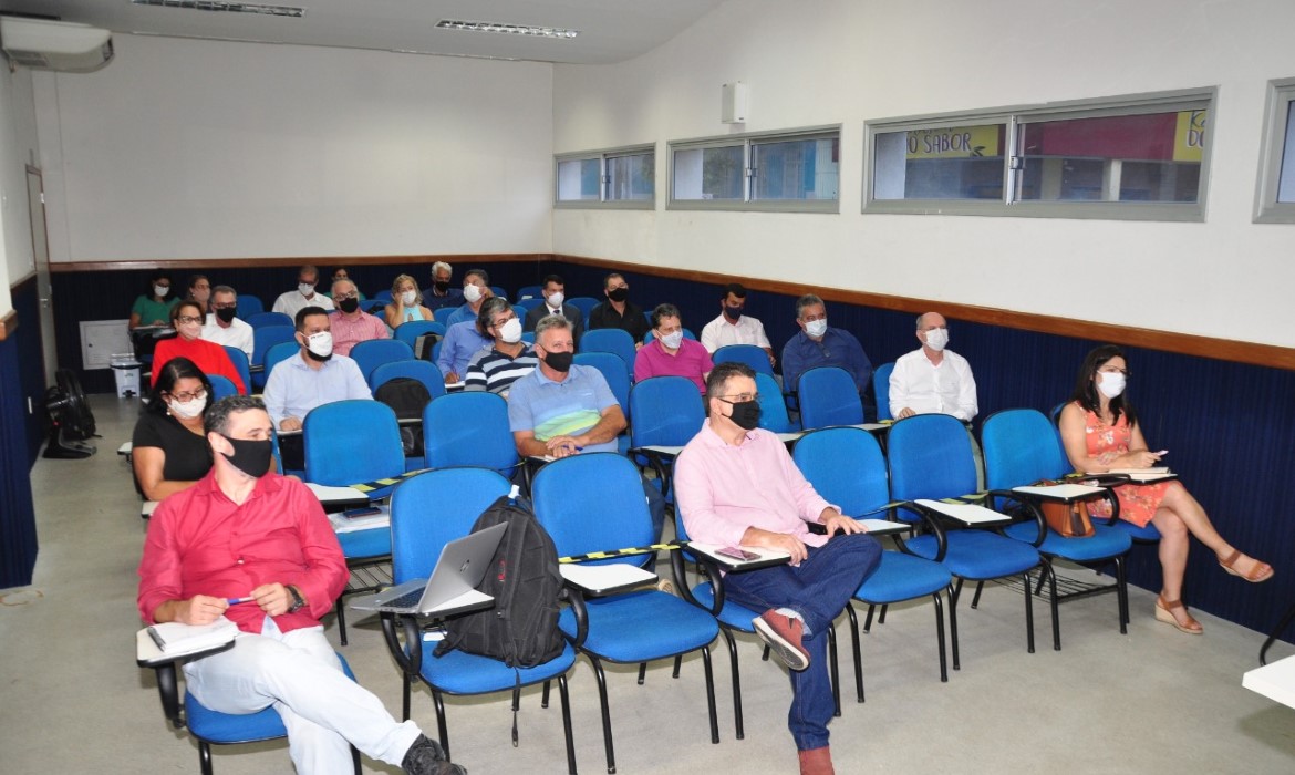 Reunião de planejamento com gestores municipais