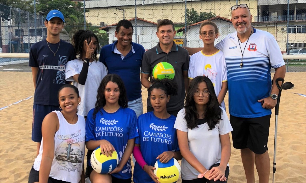 Campeões de Futuro: aulas de vôlei de praia tiveram início nesta segunda (16)