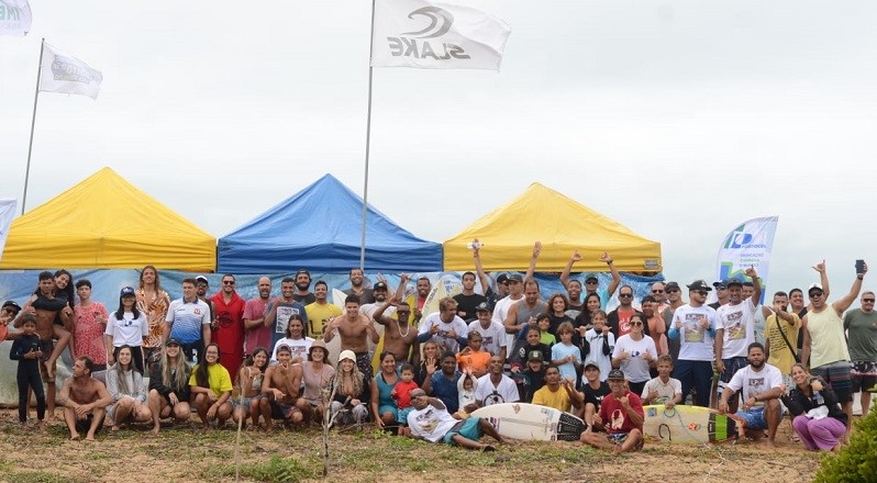 15º Campeonato de Surf agitou Barra do Riacho neste final de semana 