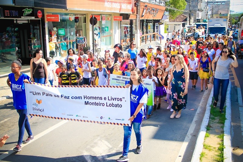 Maior caminhada literária de Aracruz encerra as atividades da Parceria Votorantim pela Educação em 2018