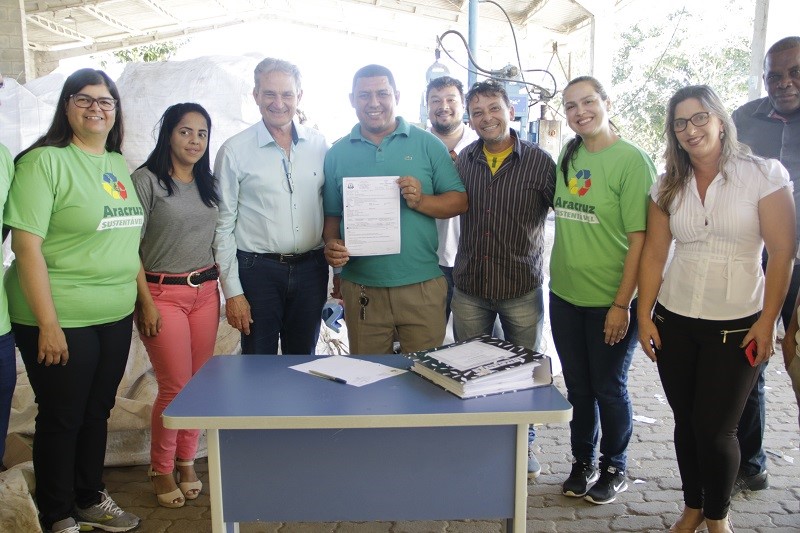 Prefeitura de Aracruz renova contrato com Associação dos Catadores de Materiais Recicláveis 