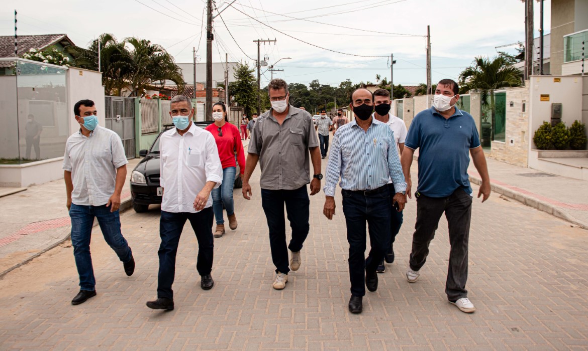 Obras de drenagem e pavimentação em Santa Rita, em Jacupemba, estão na reta final