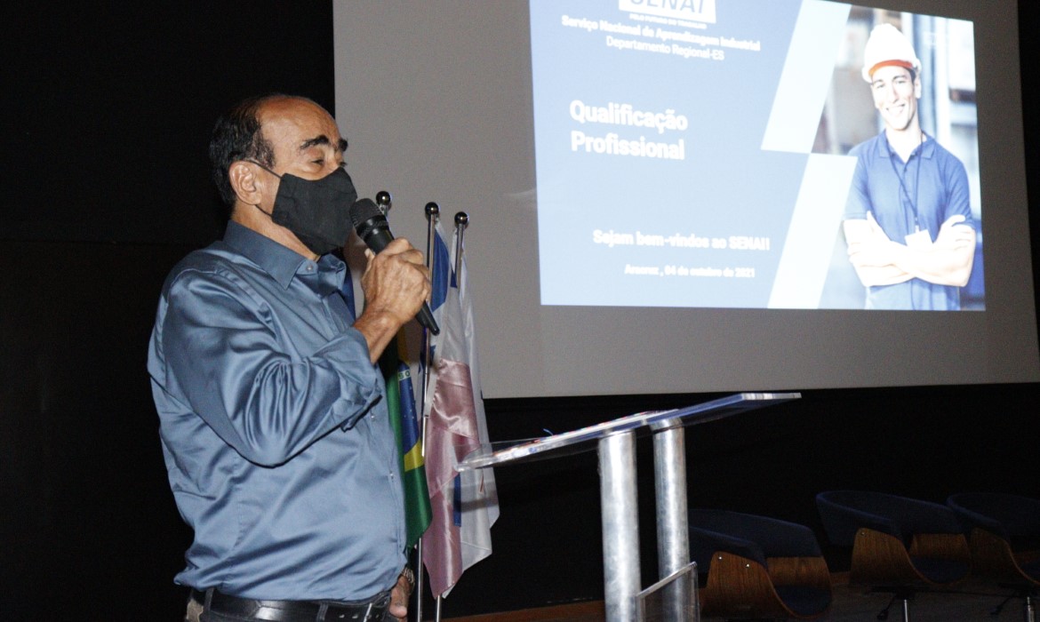 Prefeito participa de aula inaugural no Centro Integrado SESI/SENAI