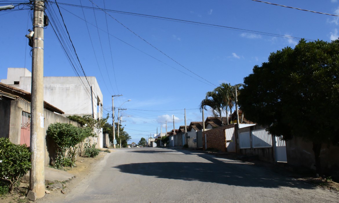 Prefeitura realiza assinatura do Termo de Anuência das Casas dos Servidores