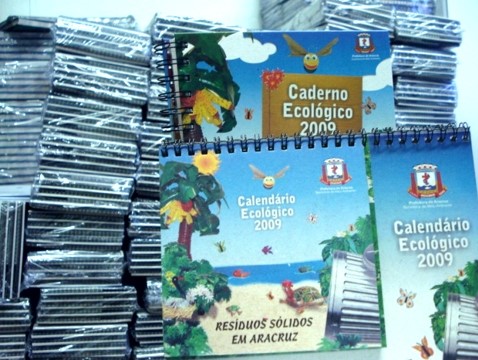 Alunos ganhadores do IV Concurso Calendário Ecológico ganham kits personalizados