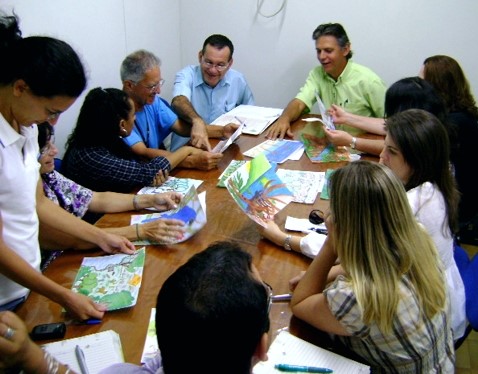 Prefeitura de Aracruz premia vencedores do concurso Calendário Ecológico 2011