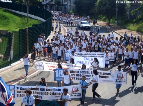 Estudantes e população dizem basta à exploração sexual infanto-juvenil