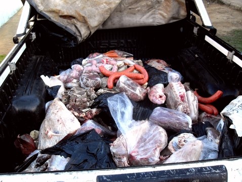 Inspeção apreende 240kg de carne clandestina em Aracruz