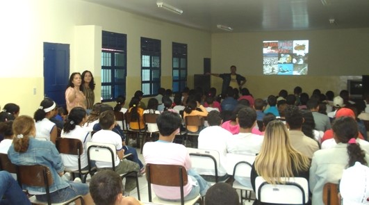 Conferência  Infanto-Juvenil pelo Meio Ambiente na EEEFM Ermentina Leal