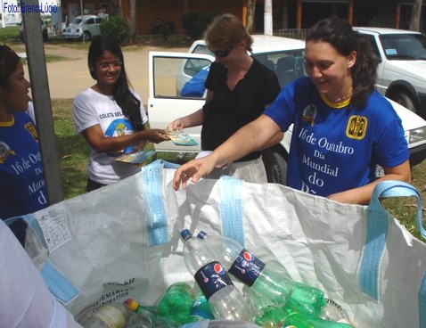 Aracruz comemora Dia Mundial do Pão e recolhe mais de mil garrafas PET 