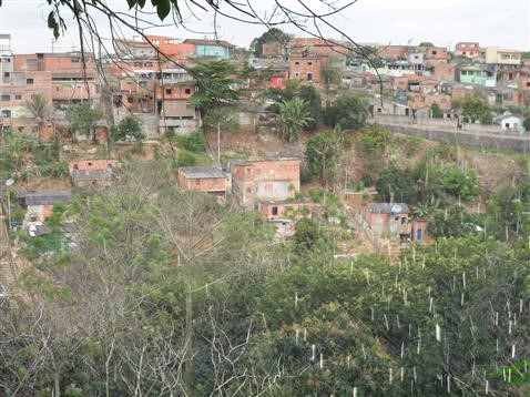 Defesa Civil em estado de alerta pela previsão de chuva forte nesta quinta-feira (12/12)