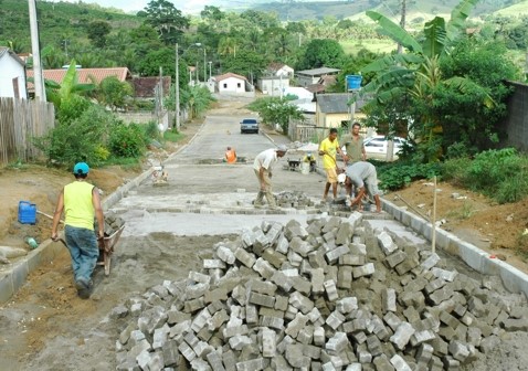 Prefeitura de Aracruz anuncia pavimentação de ruas em Guaraná 