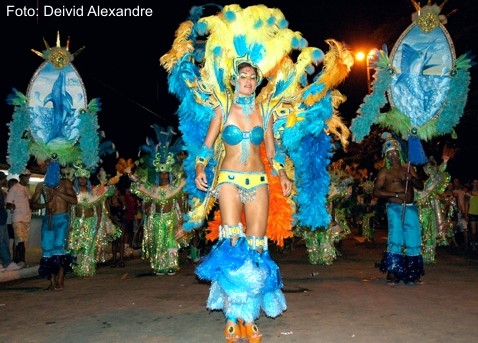 Carnaval Aracruz 2009 fez a alegria dos foliões na programação diversificada em todo o balneário