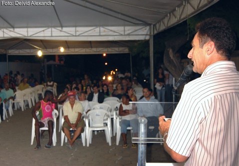 Inauguração lotada ontem à noite com entrega da Quadra Poliesportiva no bairro Itaputera