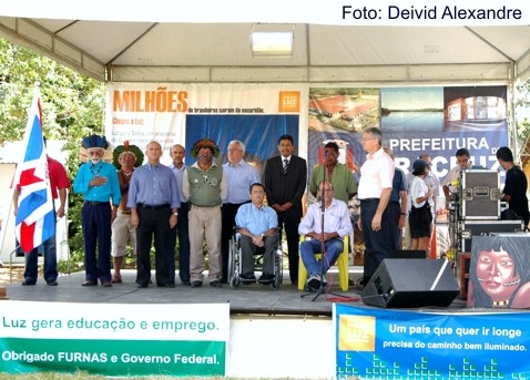 Festa em Pau-Brasil comemora Dia do Índio e chegada de energia elétrica nas aldeias de Aracruz