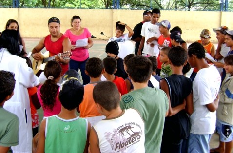 Projeto Bola na Rede começou com conscientização em atividades educativas para a garotada