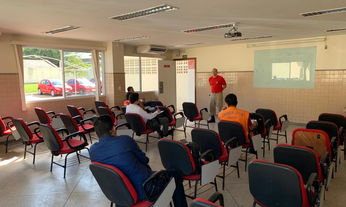 Prefeitura e Bombeiros realizam reunião sobre a criação do Centro de Comando Geral
