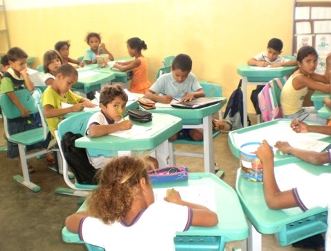 Prefeitura realiza segunda chamada de Cadastro Escolar 2011 e retirada de protocolo de inscrição